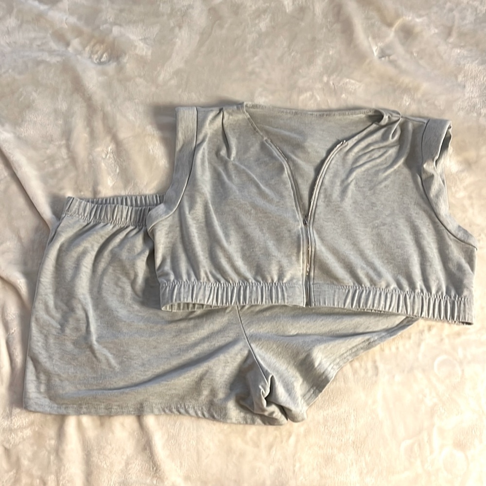 🔴 SHEIN Athletic Set